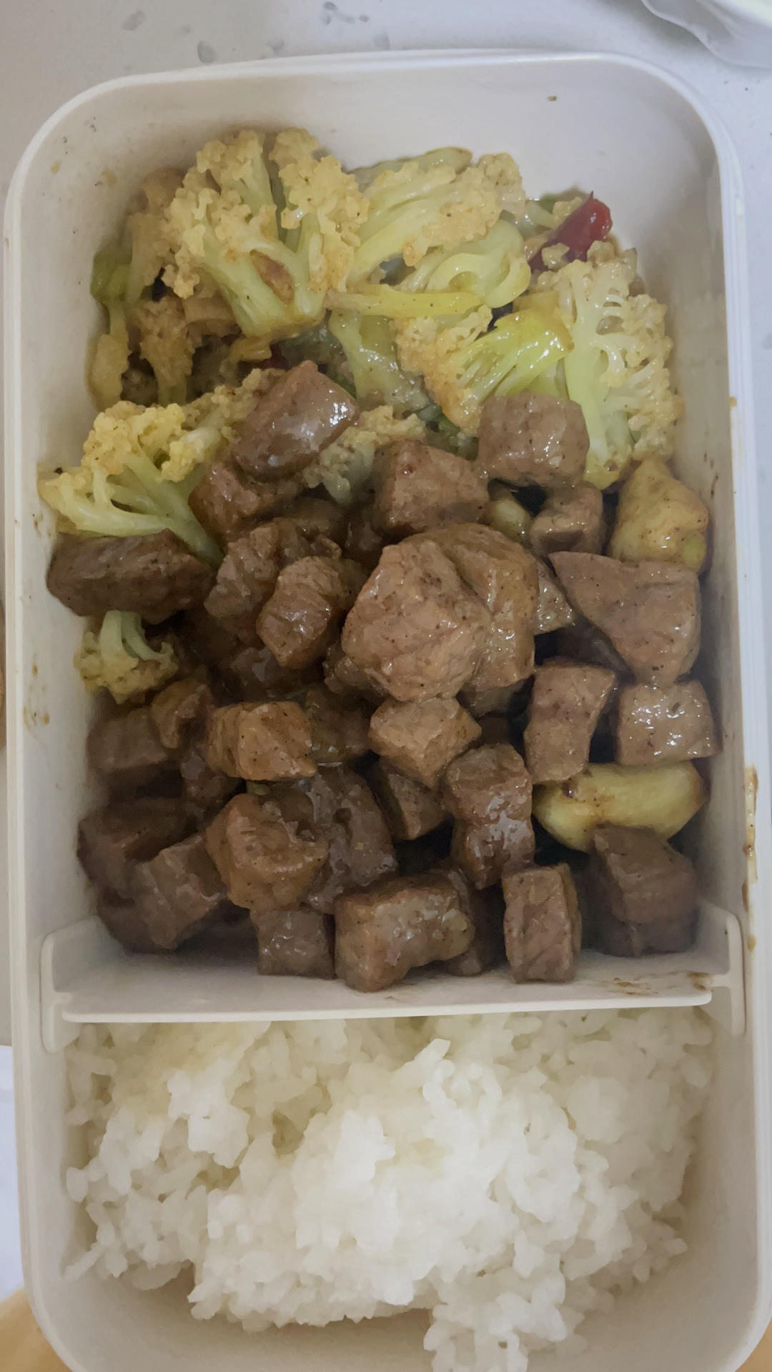 好吃到舔盘的蒜香黑椒牛肉粒