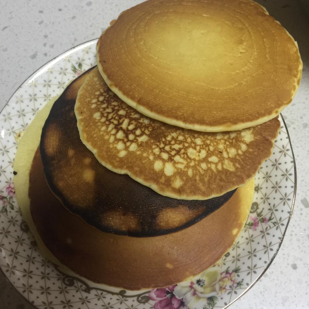 奶香四溢酸奶松饼