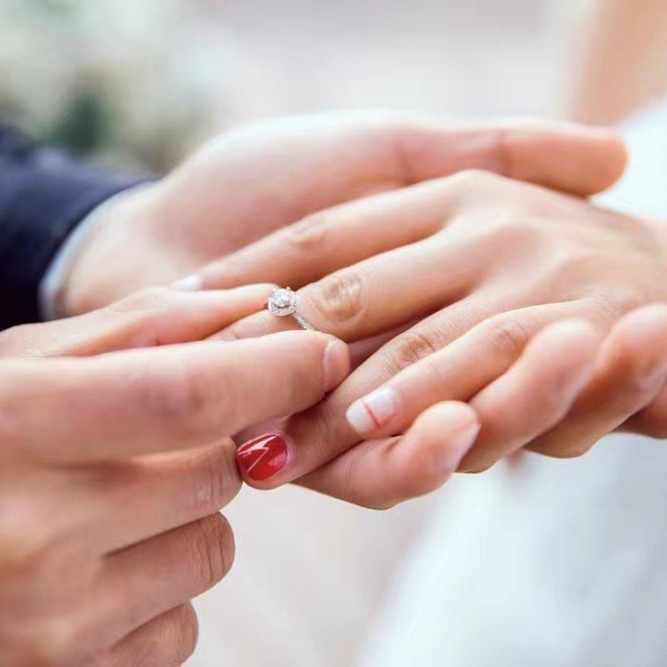 彬彬有礼的麻麻