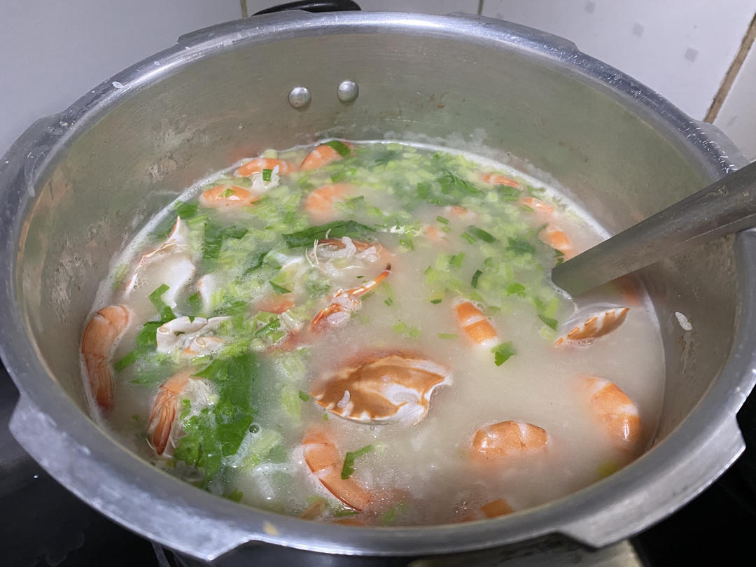 正宗潮汕虾蟹砂锅粥