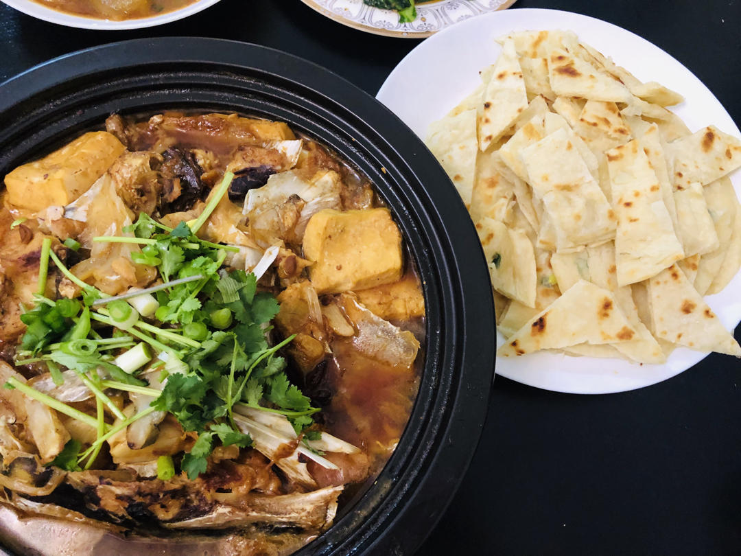 葱花大饼、蓬松柔软又简单的大葱烙饼