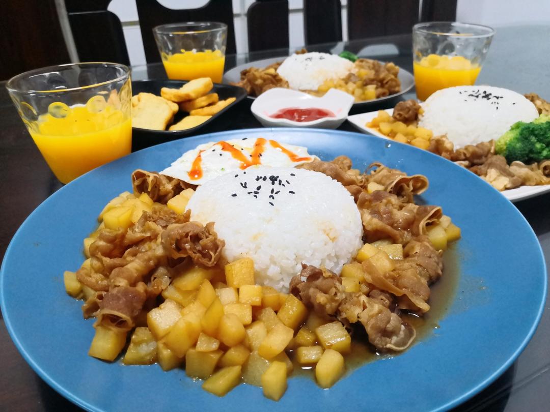 土豆肥牛饭🙉