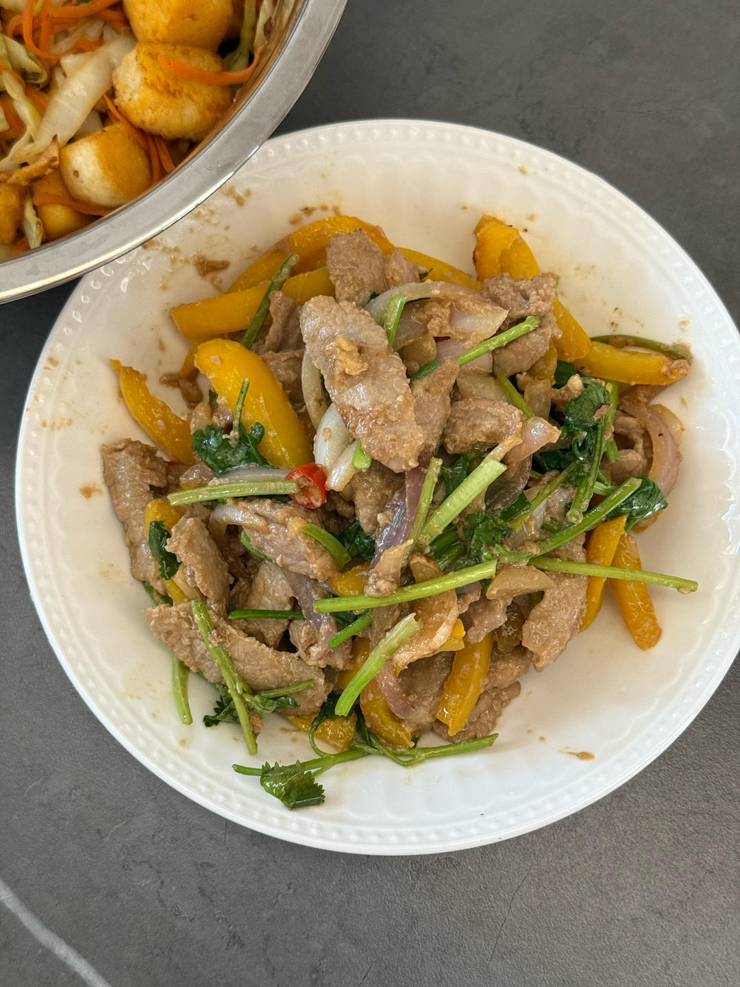 小炒黄牛肉，肉嫩味香！太好吃了简直是米饭杀手！