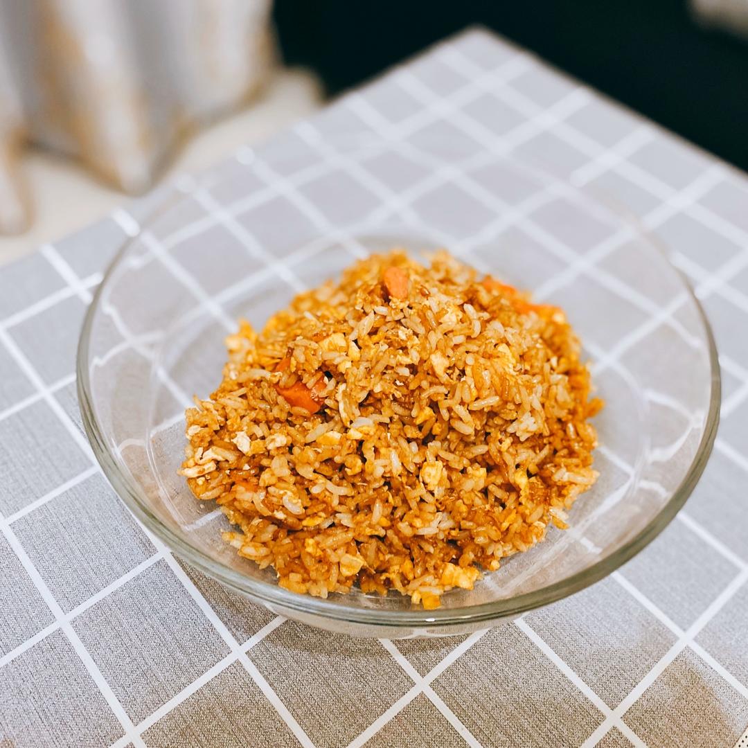 火腿蛋炒饭