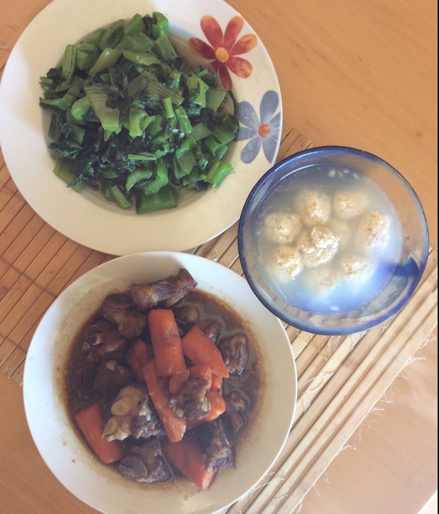 【10分钟系列】白萝卜豆腐圆子汤