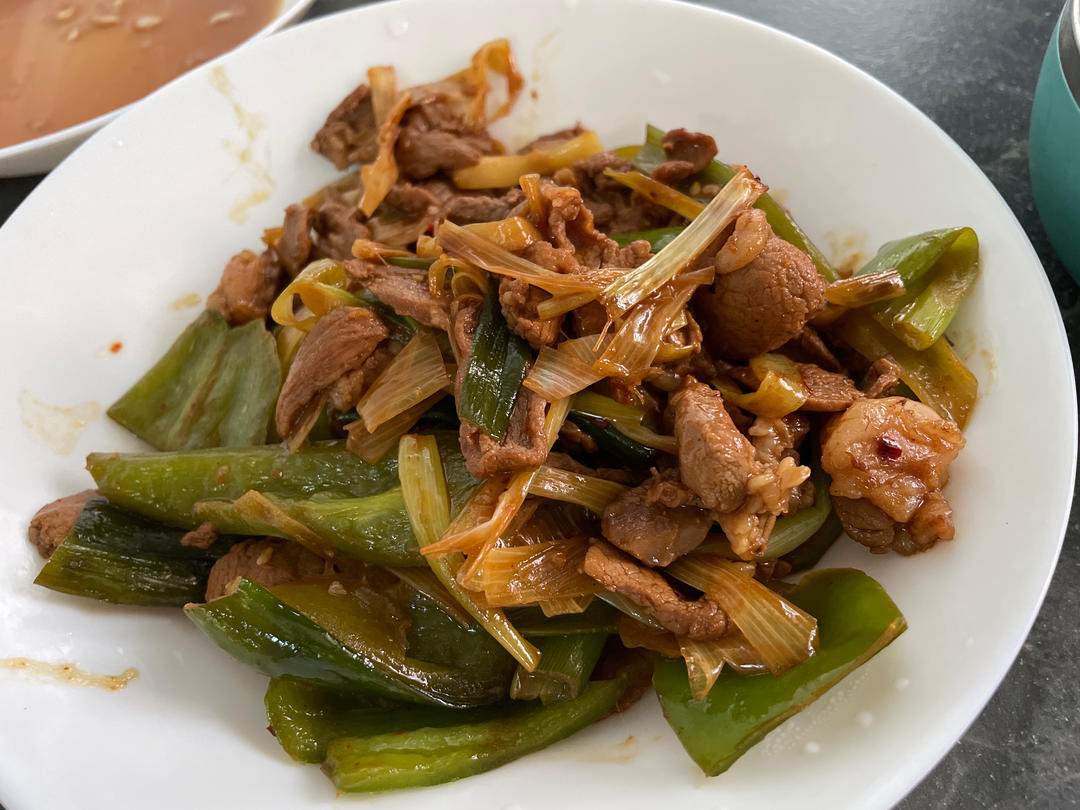 【嗷呜】老北京葱爆羊肉