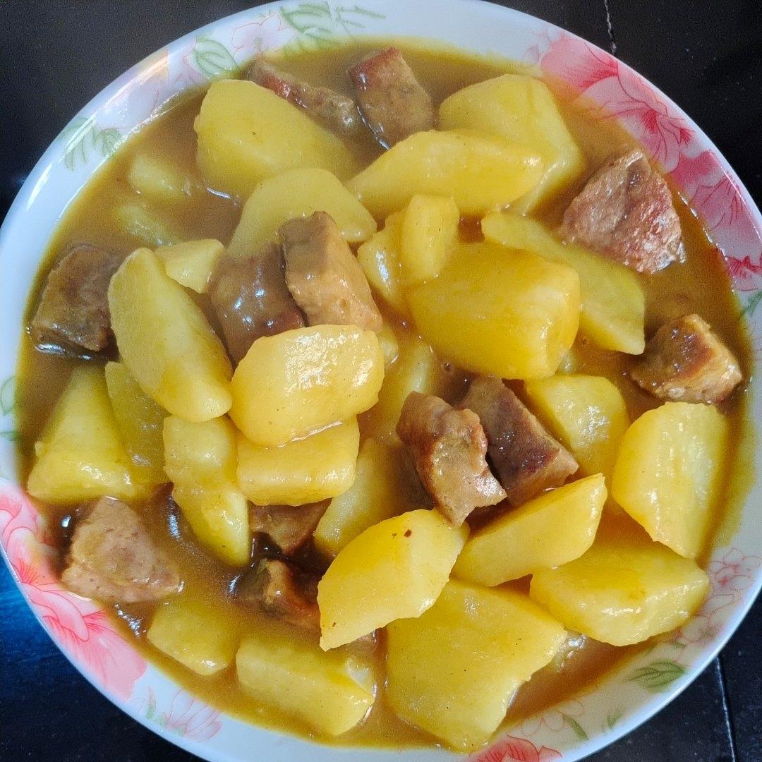 咖喱牛肉土豆