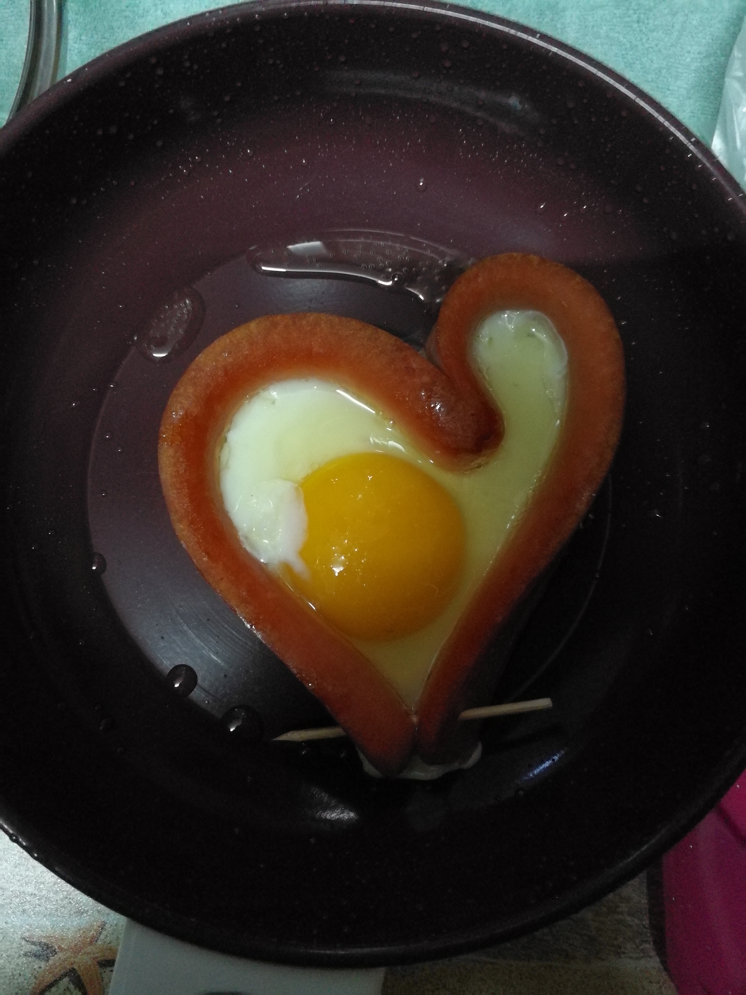 爱心香肠鸡蛋的做法