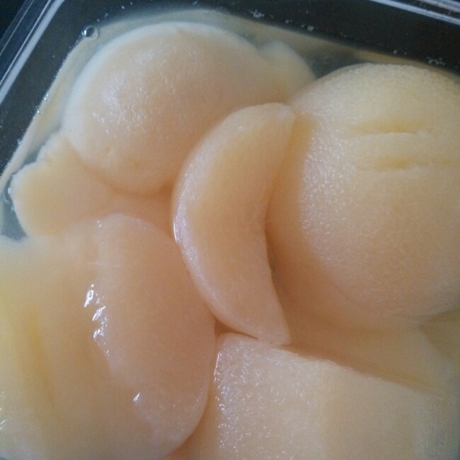 糖水桃罐头
