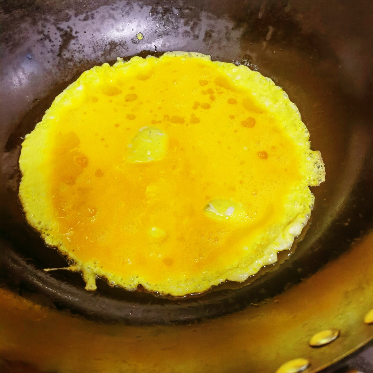 丝瓜口蘑鸡蛋汤的做法 步骤3