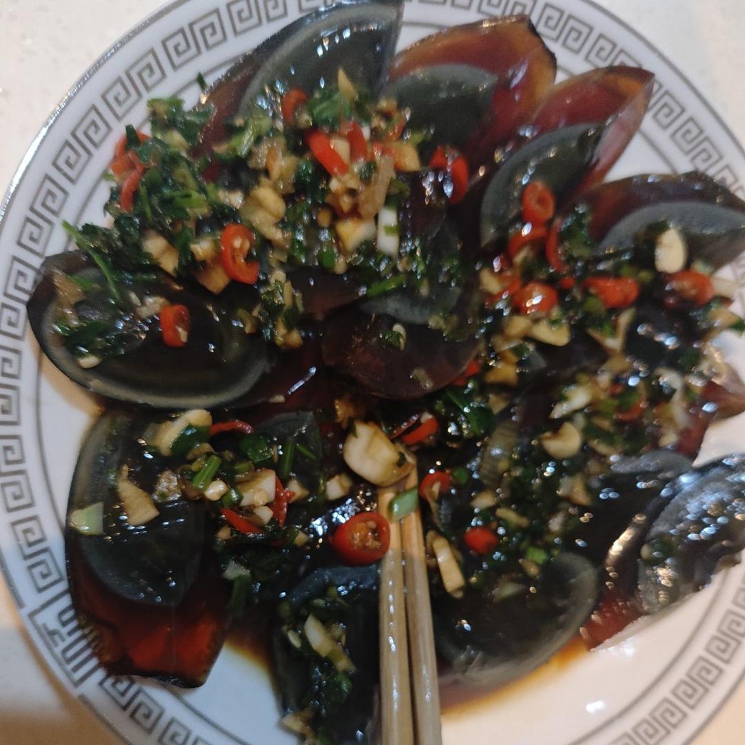 凉拌皮蛋