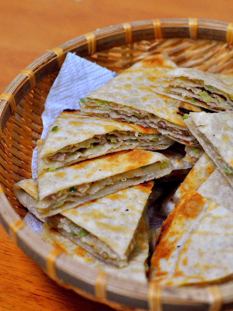 【牛肉千层饼】啊！肉饼！千层！酥香！过瘾！