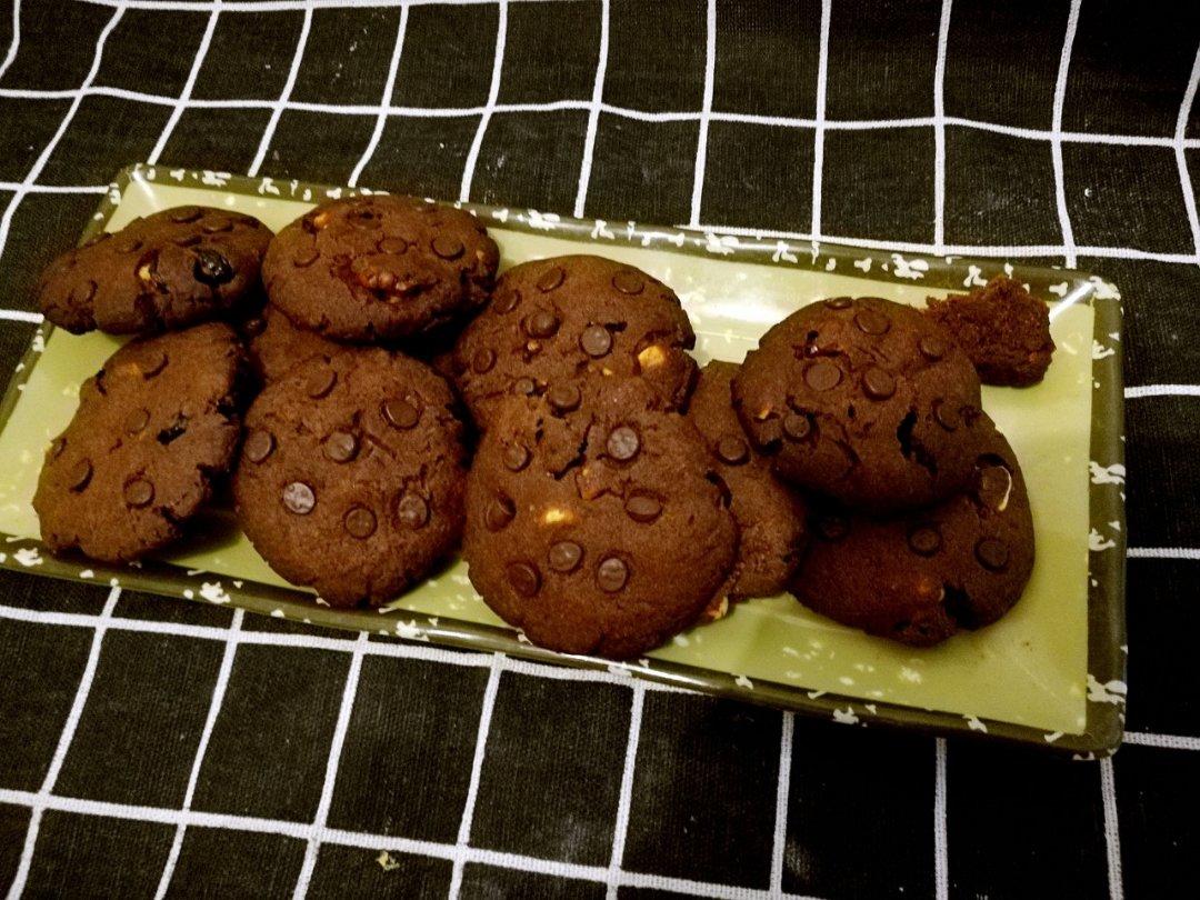三重巧克力曲奇饼干 Triple Chocolate Cookies