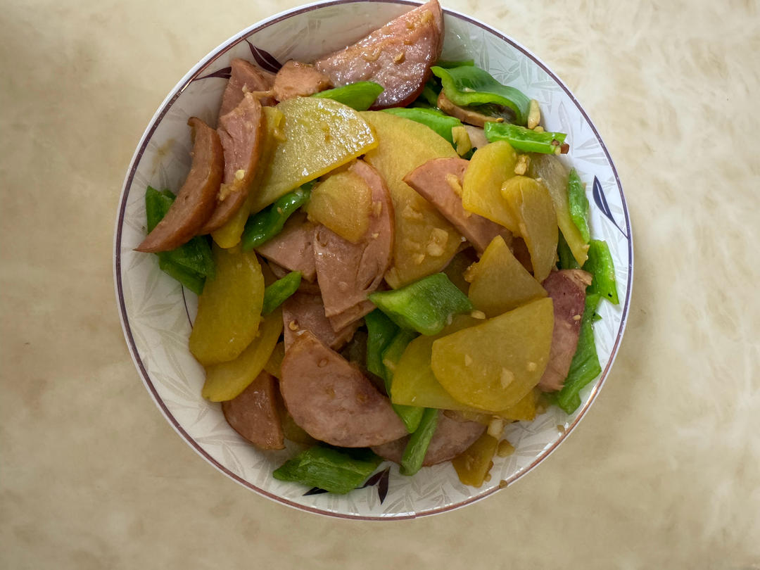 青椒火腿炒鸡蛋