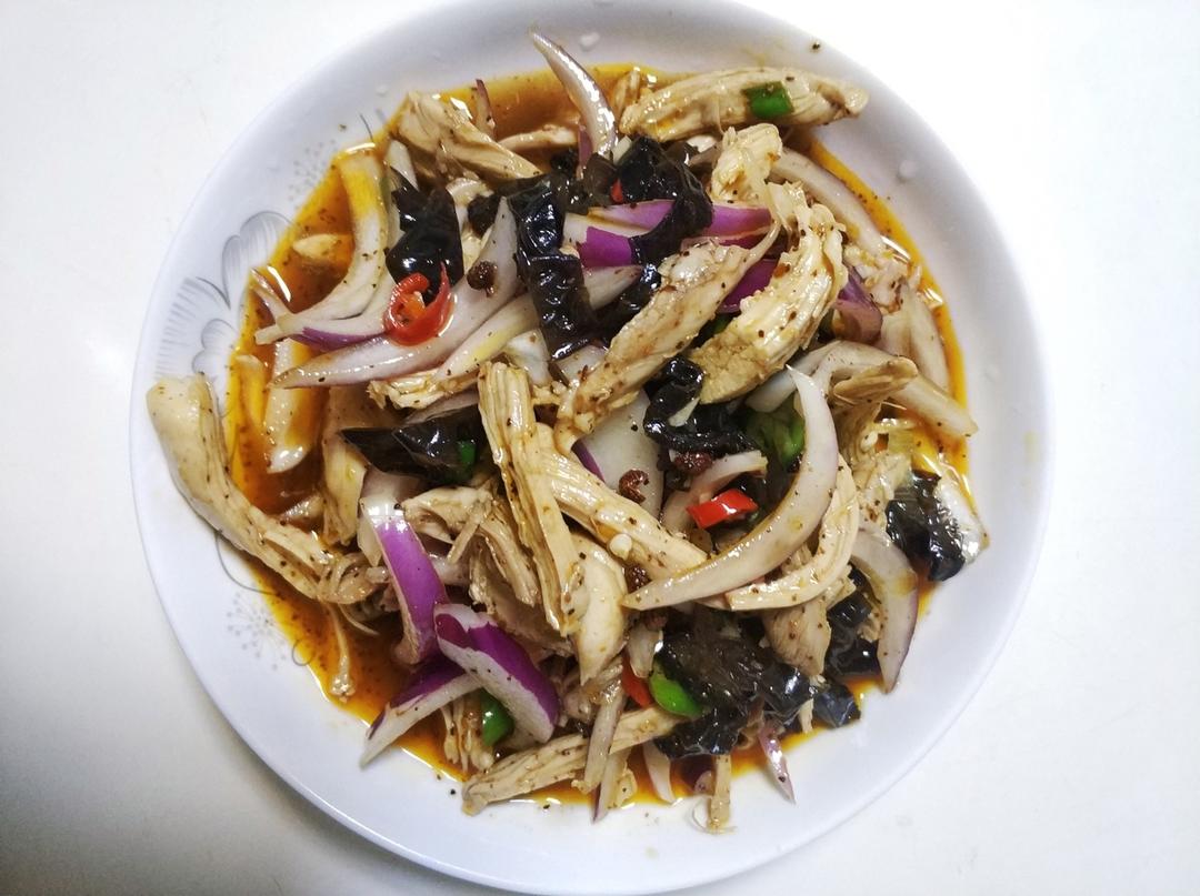秒杀街边的酸辣拌鸡架！绝味好吃！上桌啃光！