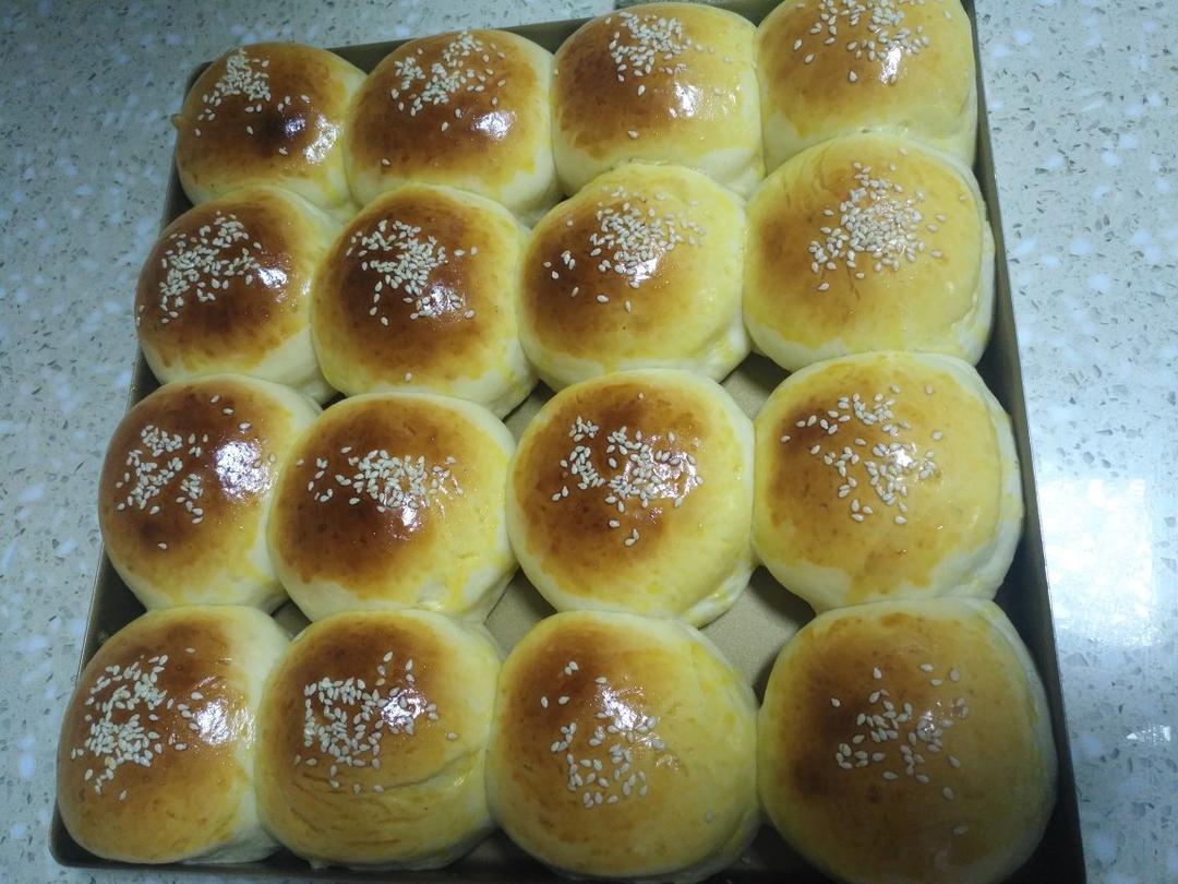 🥛超简单快手，柔软拉丝，一次发酵，牛奶小餐包