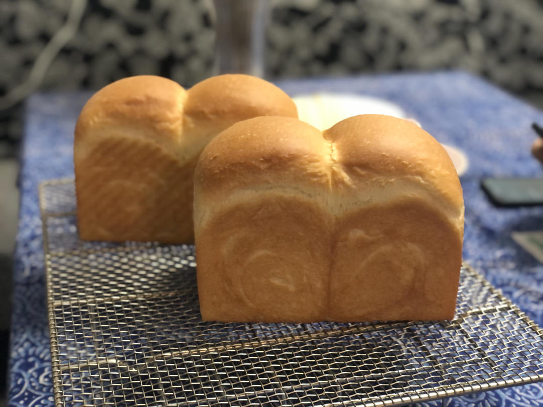 中种法奶香吐司面包 吐司又高又细腻绵软的秘密 珍藏的黄金配方和详细动图步骤