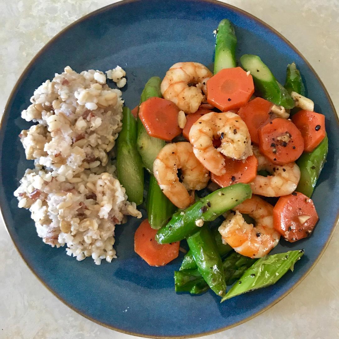 蘑菇瘦肉做的减脂午餐