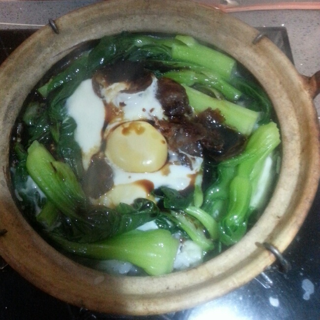 腊味煲仔饭