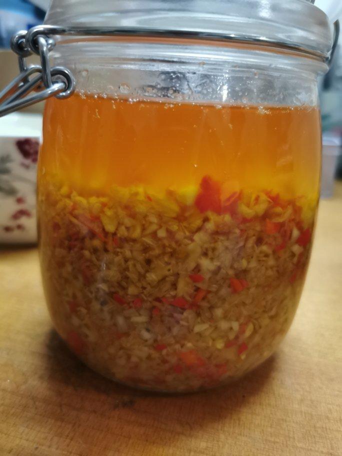 夜宵党“香辣蒜蓉酱”（蒜蓉虾，烤扇贝，生蚝，粉丝花甲，金针菇）