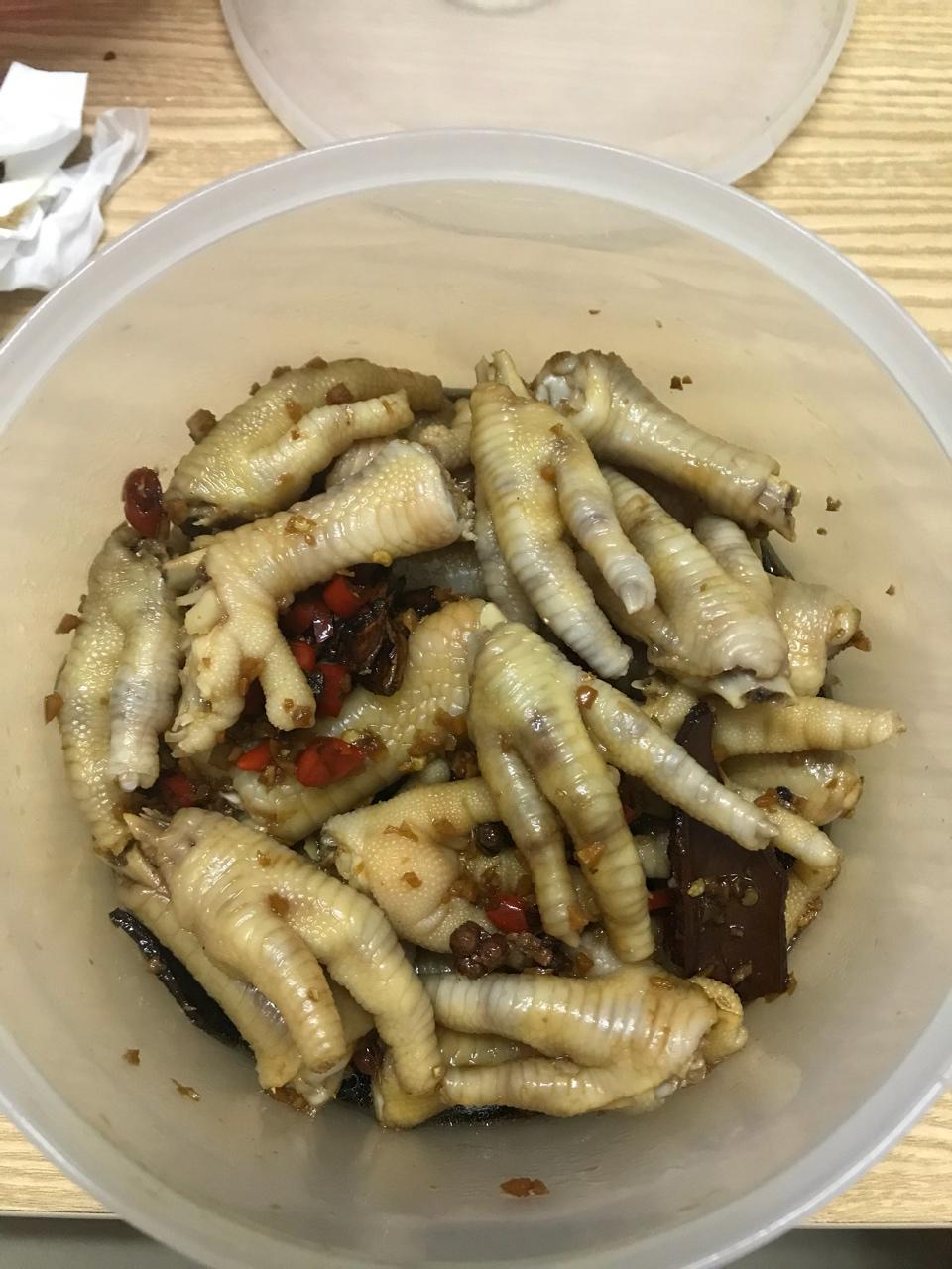 人人都爱的麻辣凉拌鸡爪