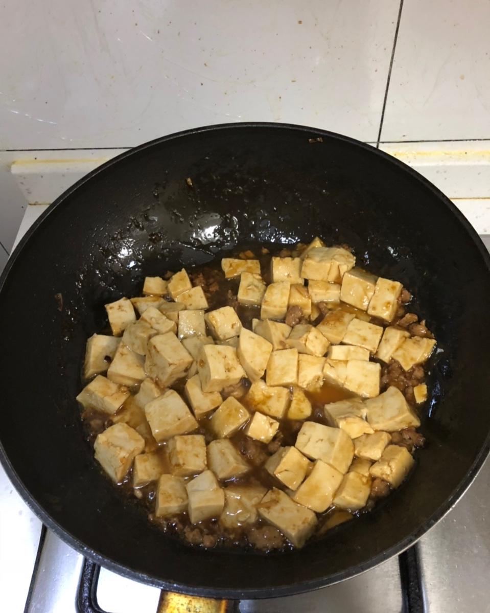超级下饭的香菇肉沫豆腐