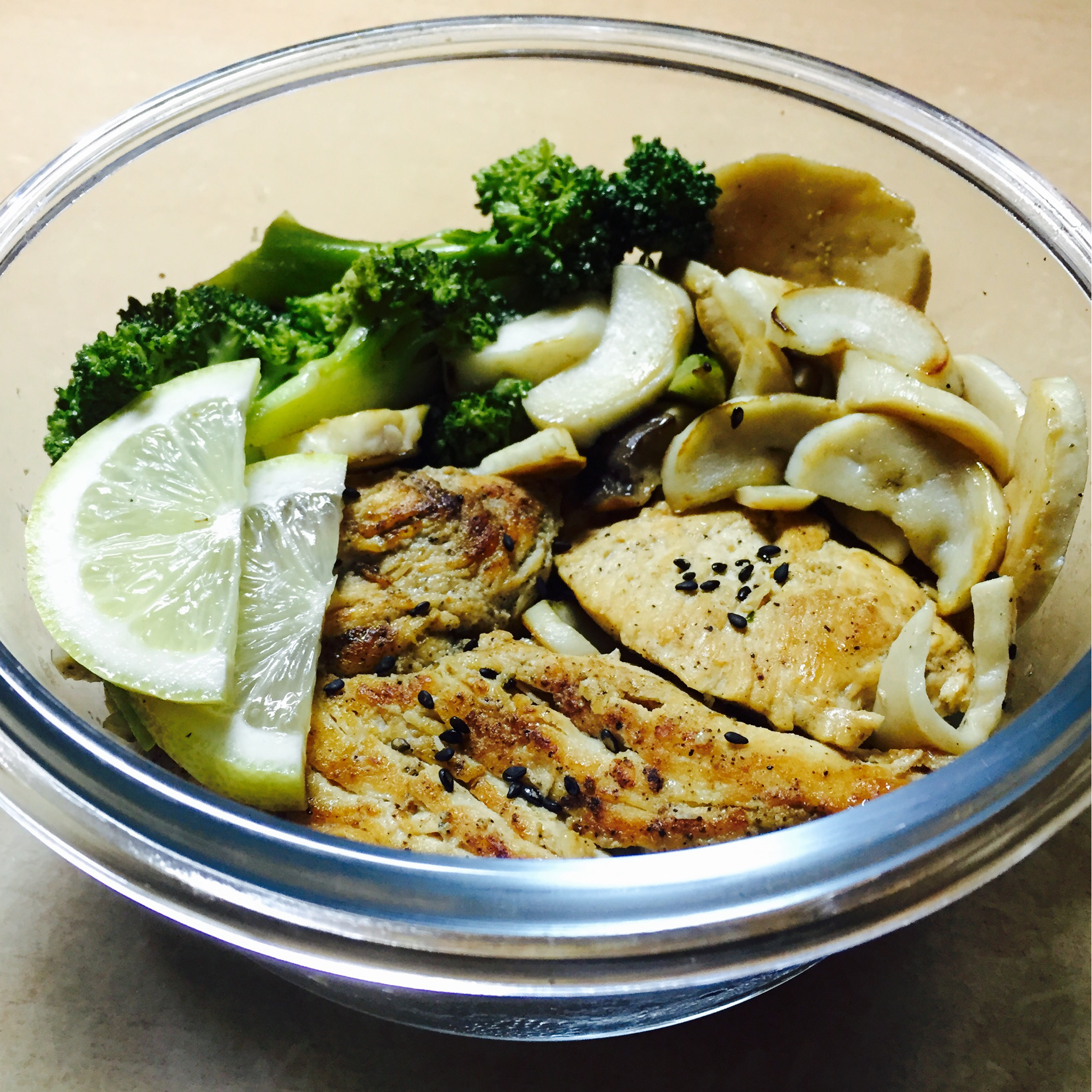 低卡减脂瘦身餐——杏鲍菇煎炒鸡胸肉