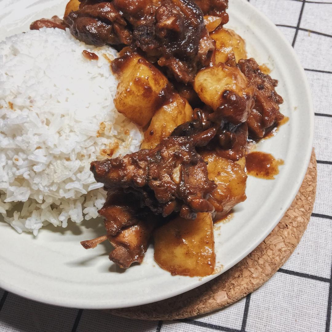 土豆焖鸭