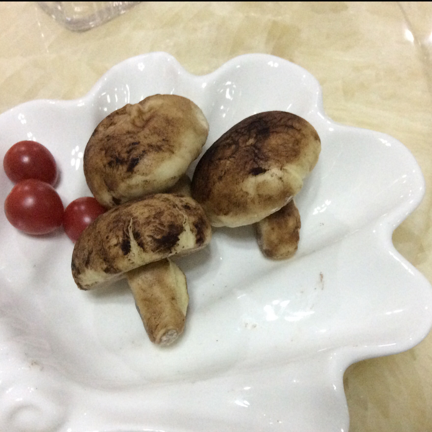 蘑菇包（叉烧馅）