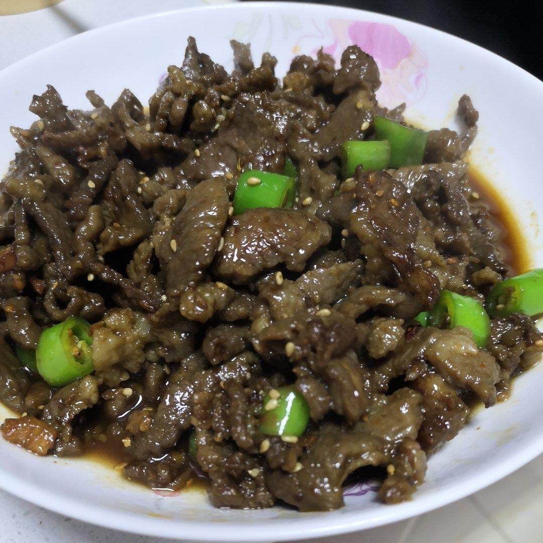 又香又嫩的小炒牛肉（巨好吃，手残党也能做）