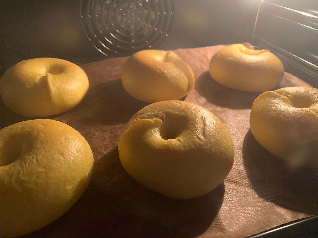 椰香南瓜乳酪贝果🎃属于秋天的暖色贝果