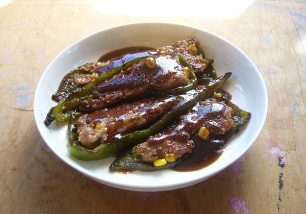 黑胡椒味青椒酿肉
