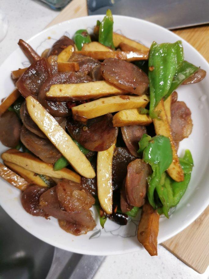 香干炒腊肠
