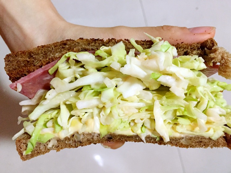 ins上超火的沼サン（沼三明治）