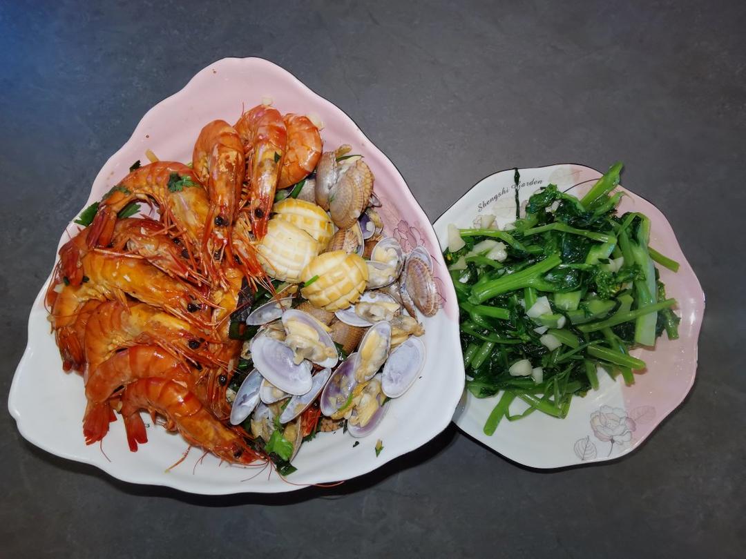 蒜蓉粉丝蒸双鲜（蒜蓉粉丝蒸花甲虾）