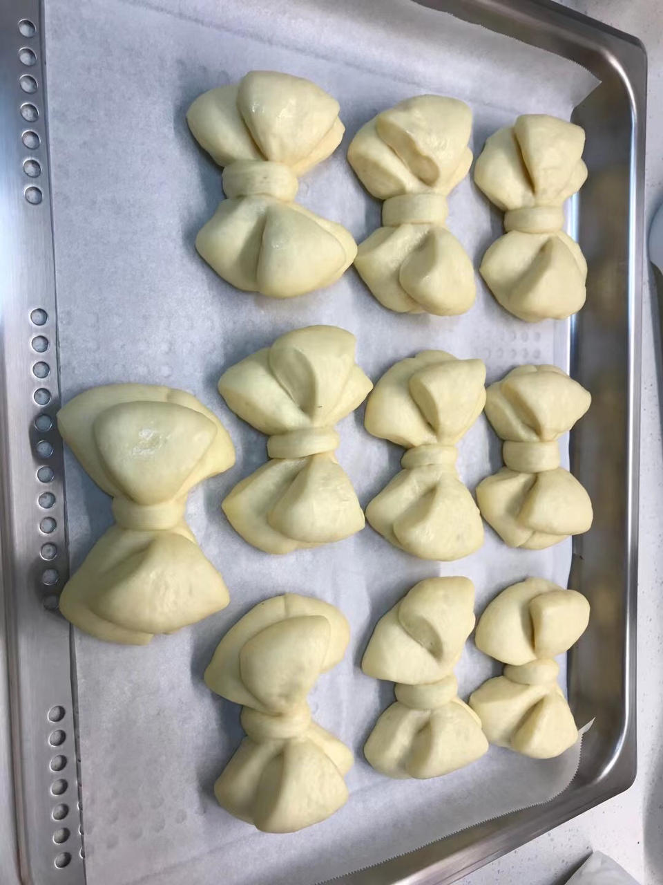 超软牛奶餐包，此配方超软不甜易出膜，放一礼拜不变硬