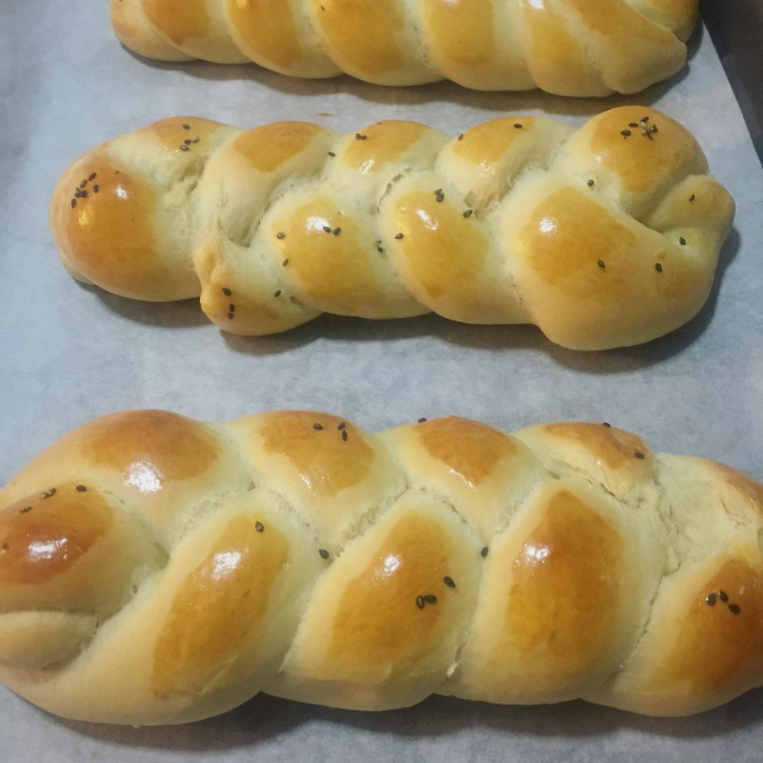 酸奶辫子面包（一次发酵）