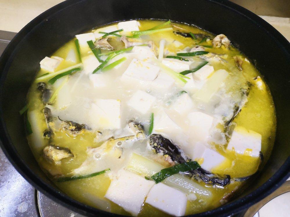 昂刺鱼豆腐汤（黄辣丁）
