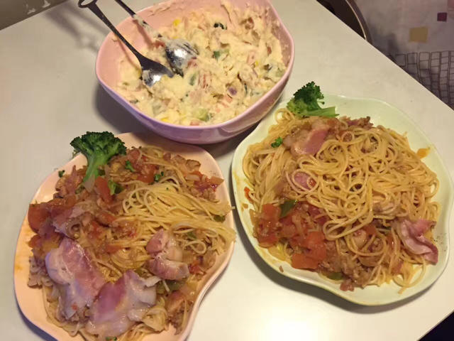 番茄肉酱意大利面