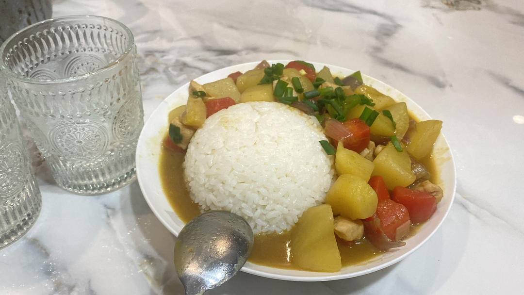 咖喱鸡肉饭