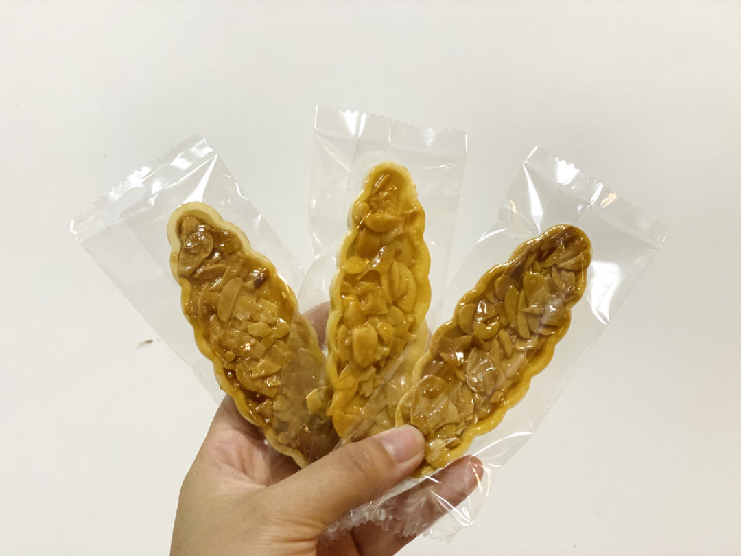 咯嘣脆的焦糖杏仁片糯米船(麦芽糖版)还有不用探针温度计不用冷藏不用切片的更简单做法在最后