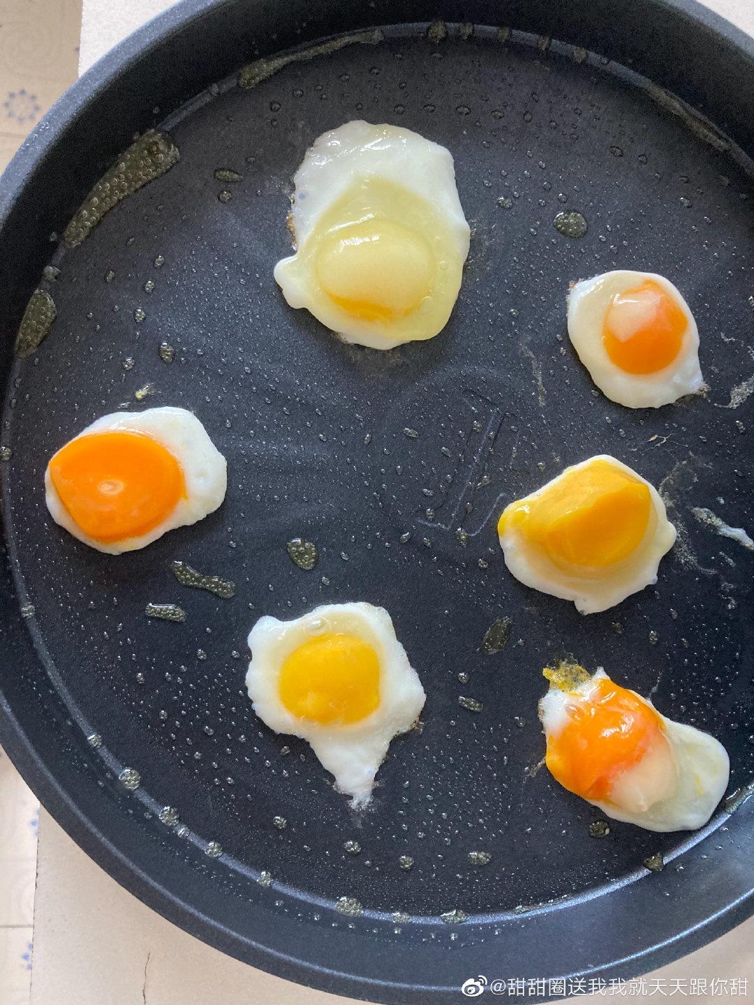 可爱煎小鸡蛋的做法