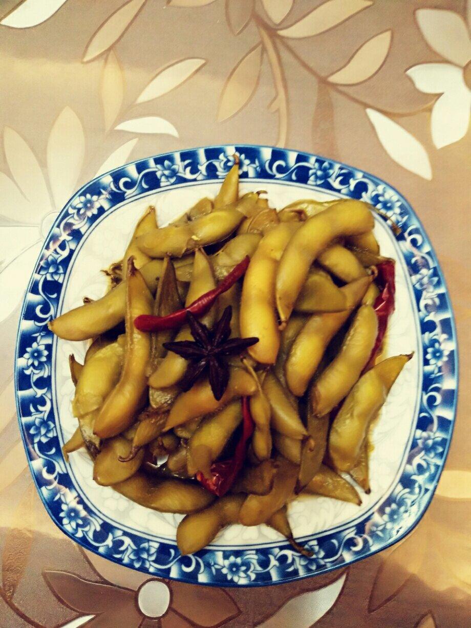 卤毛豆