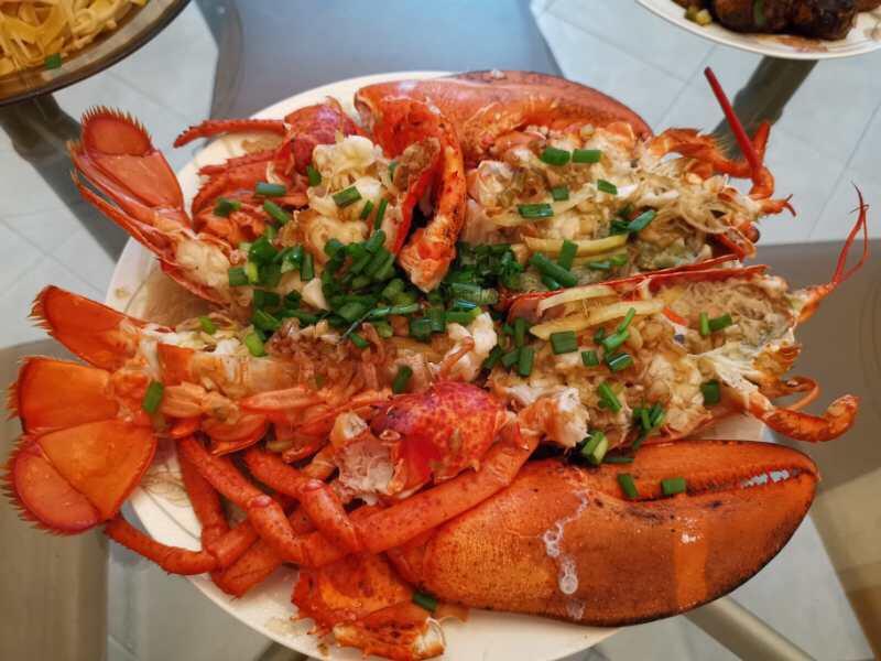 蒜蓉粉丝蒸龙虾