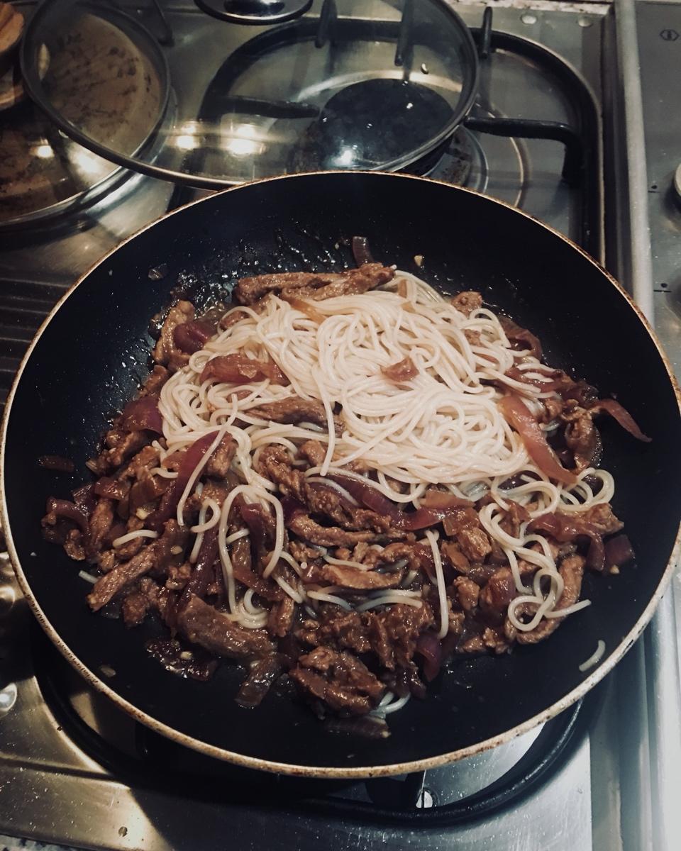 洋葱炒牛肉