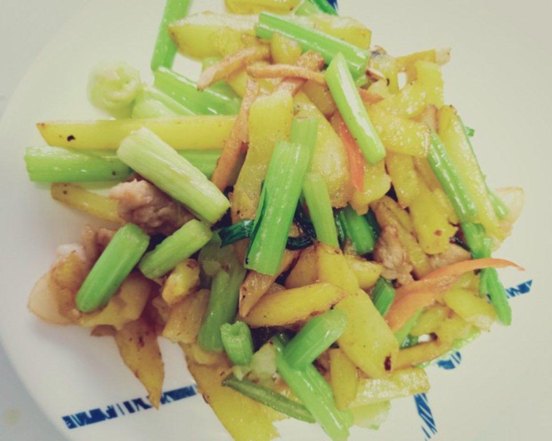 芹菜土豆条