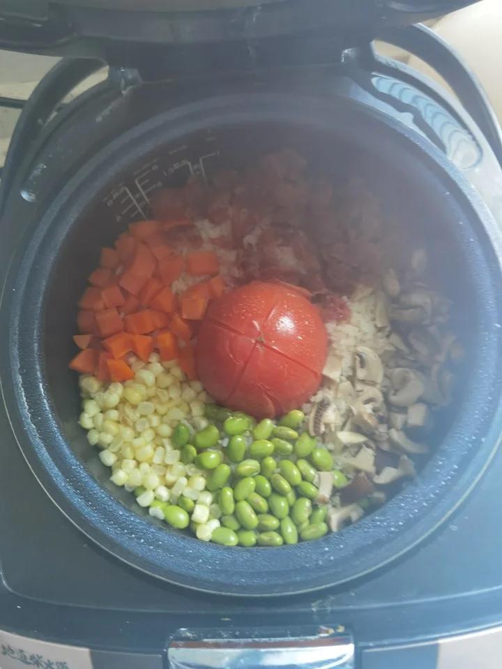 引起极度舒适的一颗🍅番茄饭