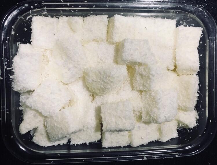 完胜85度C牛奶椰丝小方