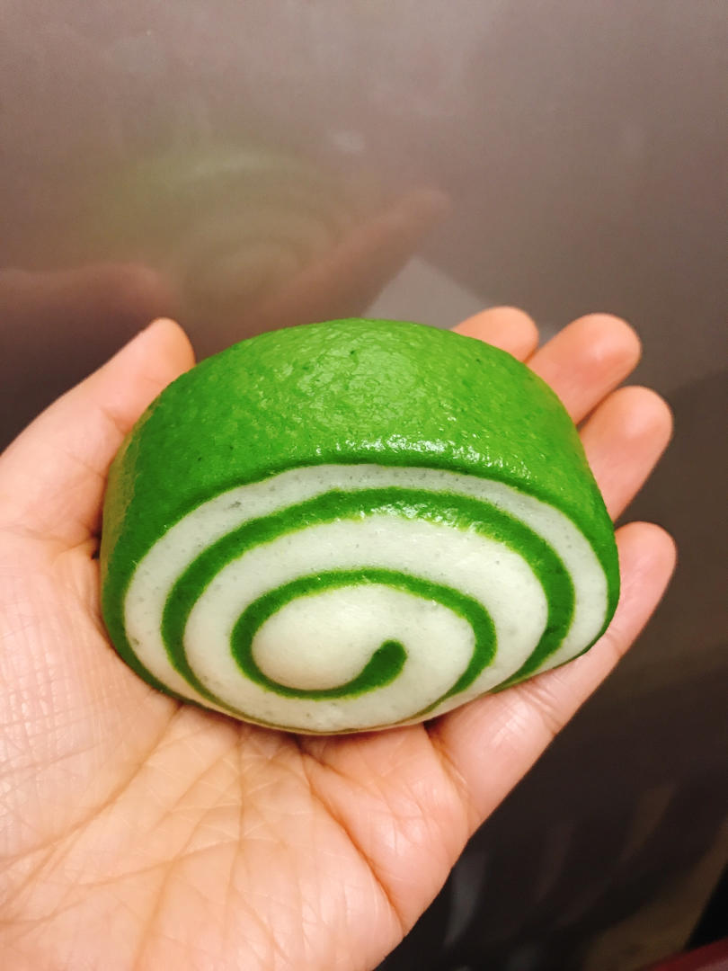 南京念一做的菠菜馒头