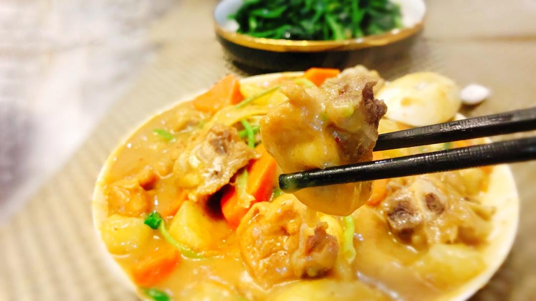 咖喱鸡块